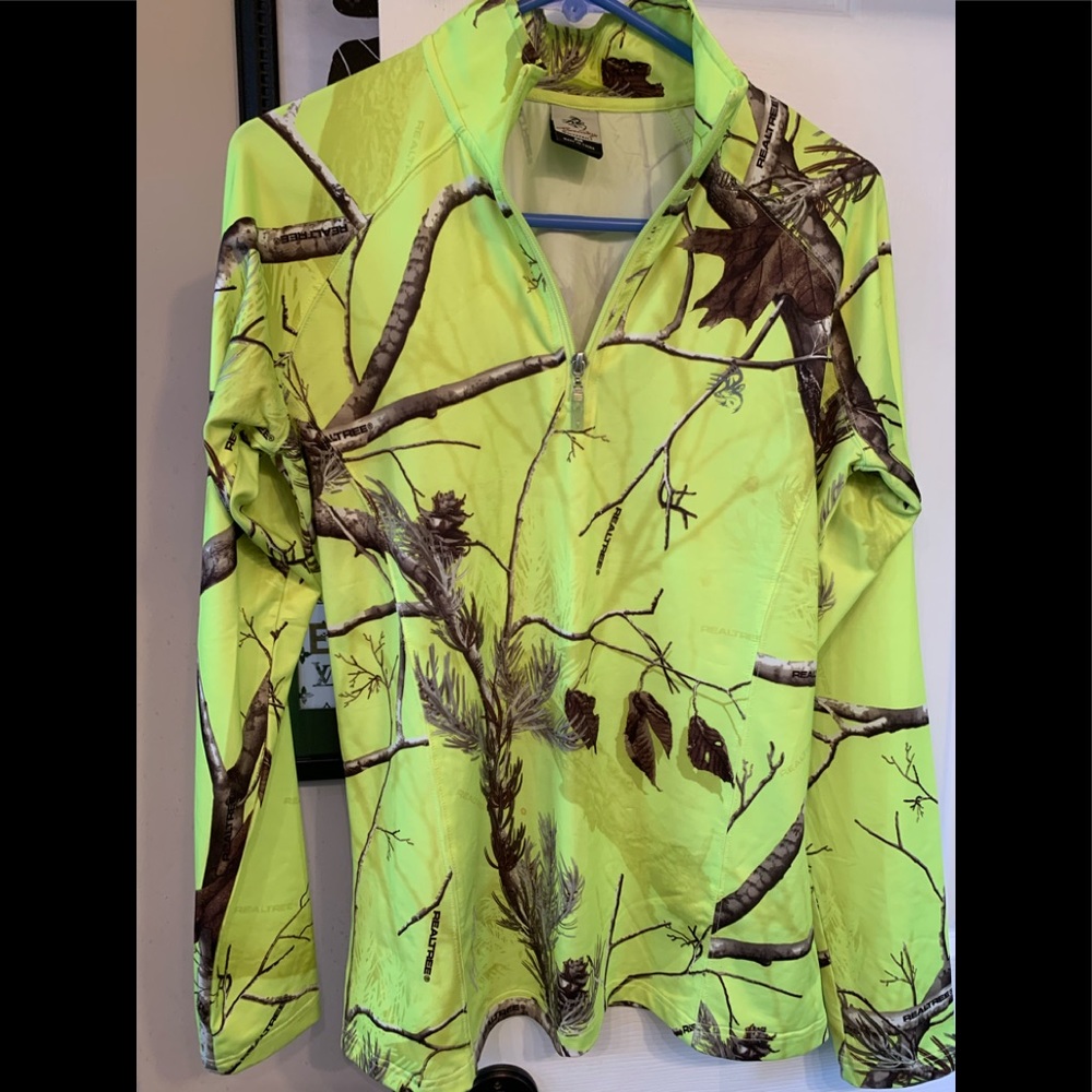 Neon yellow green Realtree pullover